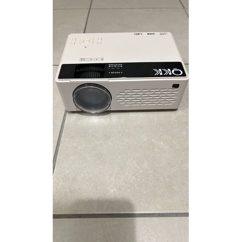 vidéo projecteur QKK v08