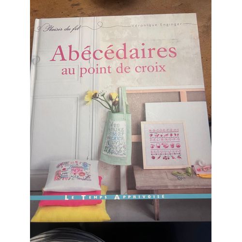 Abécédaires Au Point De Croix De Véronique Enginger 