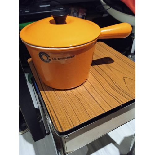 Caquelon À Fondue Le Creuset Vintage En Fonte De Couleur Orange Avec Son Couvercle