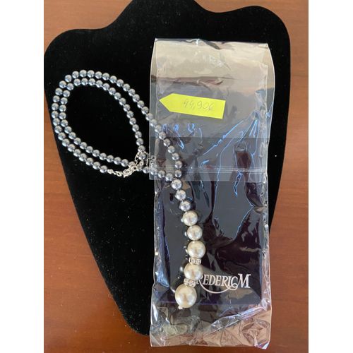 Collier De Perle Noir Et Blanc