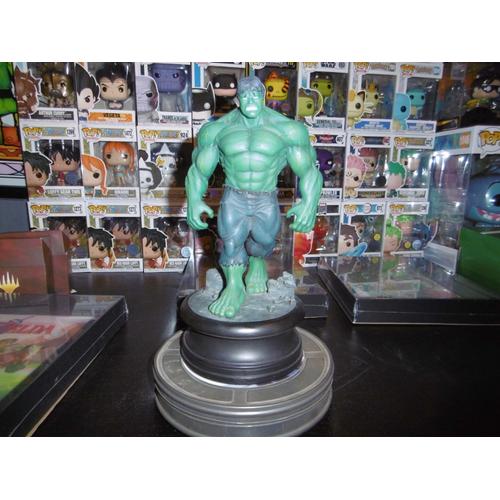 Une Statuette L'incroyable Hulk Attakus Numéroté Tres Bon État