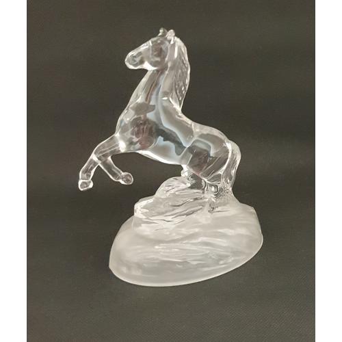 VINTAGE 80-90 Statuette ou figurine de Cheval cabré en cristal - décoration ou presse papier