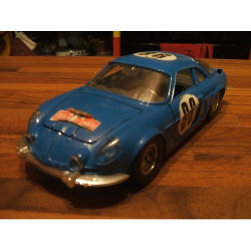 Alpine Renault A110 Rally De Monte Carlo 1969 Au 1/24e Burago-Bburago