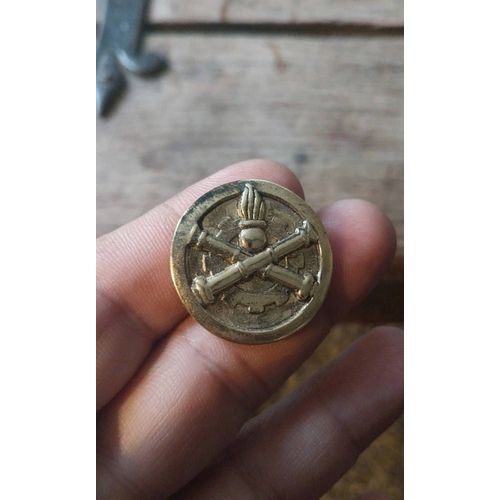 Pin's Insigne Militaire