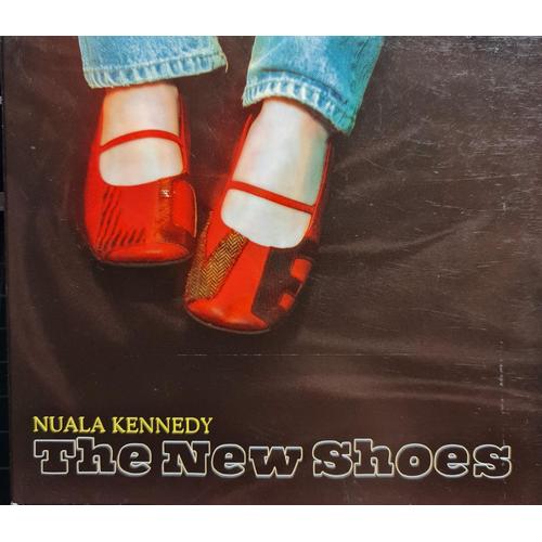 Cd Nuala Kennedy, "The New Shoes", Musique Celte Et Cape Breton, Flutiste Géniale Avec D'excellents Musiciens.