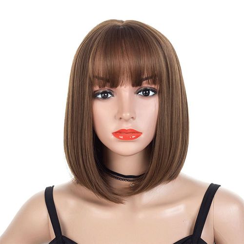 Perruque Femme Aux Cheveux Courts. Perruque Femme Marron Aux Cheveux Raides