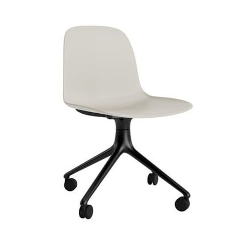 Normann Copenhagen - Chaise Form Pivotante - Normanncopenhagenformlightgrey - Aluminium Noir - Gris