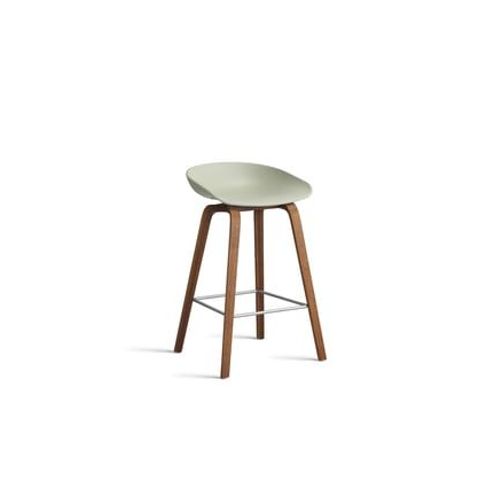 Hay - Tabouret De Bar About A Stool Aas 32 Noyer - Pale Peach 2.0 - Repose-Pied Acier Inoxydable - Hauteur D'assise 65 Cm - Standardgleiter Kunststoff - Vert