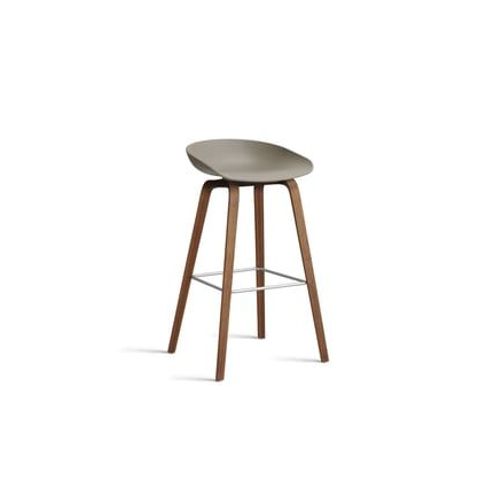 Hay - Tabouret De Bar About A Stool Aas 32 Noyer - Khaki 2.0 - Repose-Pied Acier Inoxydable - Hauteur D'assise 75 Cm - Filzgleiter - Beige