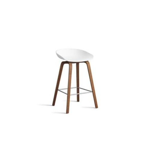 Hay - Tabouret De Bar About A Stool Aas 32 Noyer - White 2.0 - Repose-Pied Acier Inoxydable - Hauteur D'assise 65 Cm - Filzgleiter - Blanc