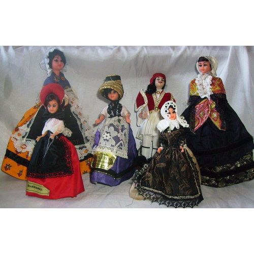 poupée régionale folklorique de collection lot de Rakuten