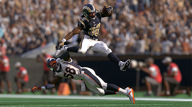 Madden Nfl 17 Xbox One - 2