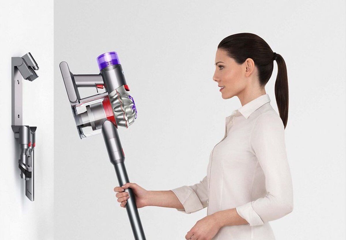 Dyson Aspirateur balai V8 Total Clean version 2022 - 9