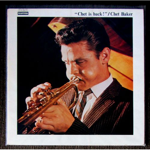 Chet Baker : Chet Is Back !