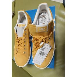 Stan Smith CS. Adidas. Nubuck Daim Jaune moutarde.2lacets. Taille 44. Neufs. Jamais portes ni essayes. Authentiques. Rakuten