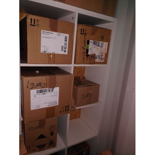Vends Bibliothèque Blanche En Bois