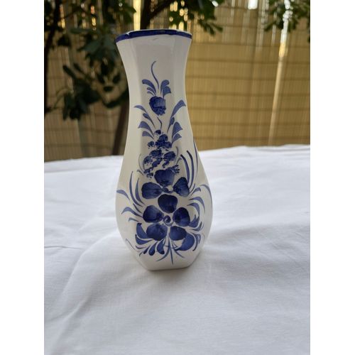 Petit vase à fleur style chinois.