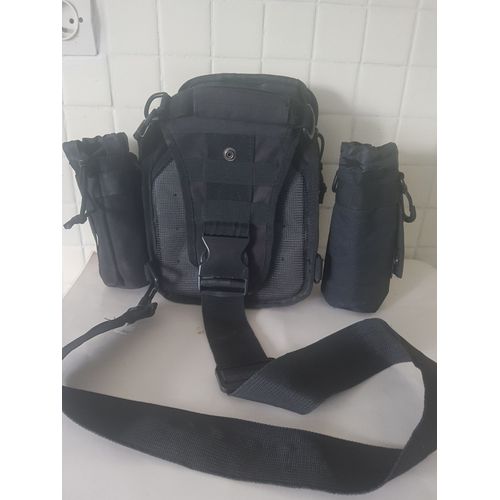 Sac a dos ou ventral de type " molle "