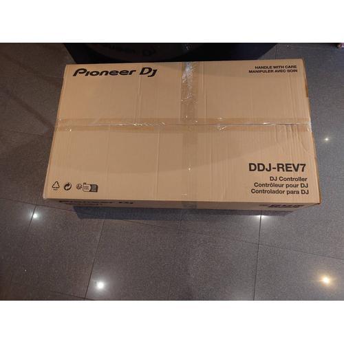 Pioneer Dj Ddj-Rev7 Contrôleur Dj Pour Serato Dj Pro - 2 Platines, Plateaux Motorisés, Interface Audio Intégrée"