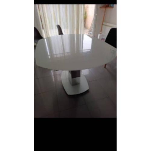 Table Extensible En Verre Trempé Blanc Opaque