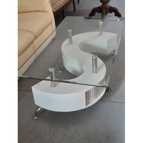 Table Basse Style 70s Blanche En "S" Avec Rangements Et Plateau De Verre