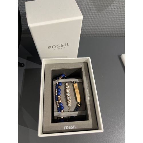 Lot De Trois Bracelets Fossil