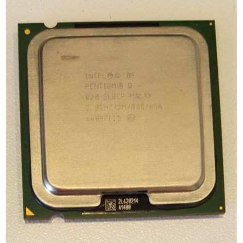 Processeur Intel Pentium D 820 2,80GHz (SL8CP).