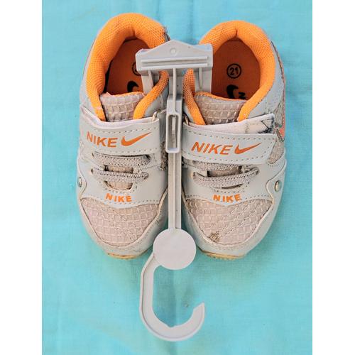 Baskets Nike Bébé Orange Et Gris Sneakers Chaussures Enfant 21 - Portées 1 Fois - Envoi Très Rapide Et Soigne.