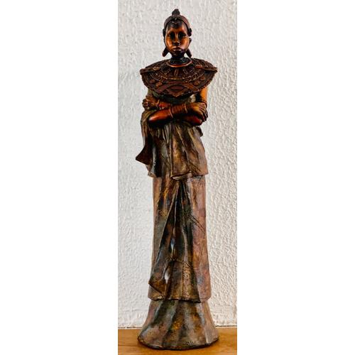 Statuette Africaine En Résine / Femme Massaï