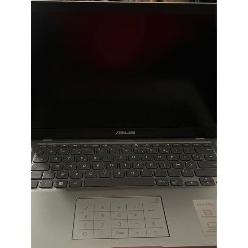 Asus VivoBook 15 FX571GT-AL692 15" Intel Core i5-8300H - 2.3 Ghz - Ram 8 Go - DD 200 Go
