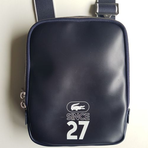 Sacoche Simili Cuir Bleu Marine Lacoste