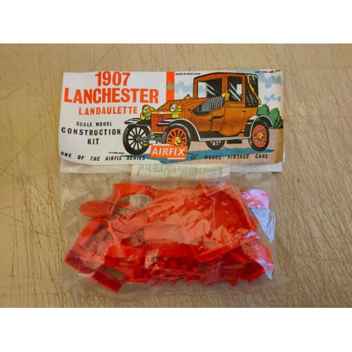 Maquette Ancienne Airfix Lanchester 1907 1/32 - Montée Et Peinte, Qualité Médiocre