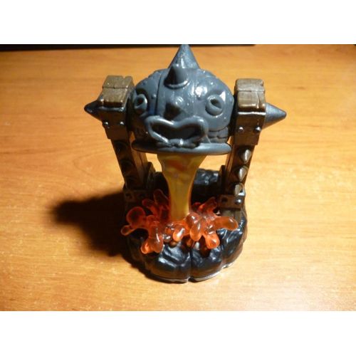 Figurine Skylanders Arena Fiery Forge Modèle 84813888 Activision