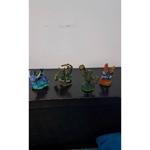 Skylander Spyro Adventure Lot 4 Skylanders