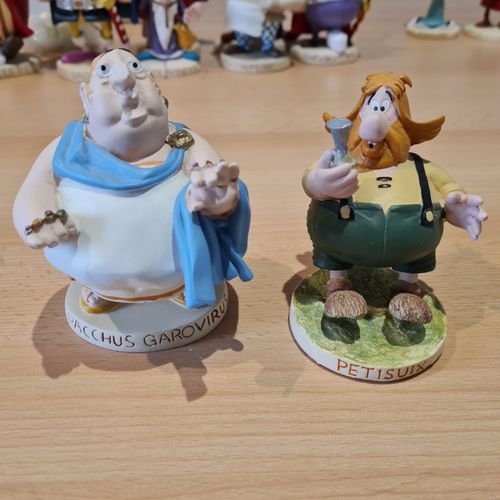 Lot De 2 Figurines Astérix