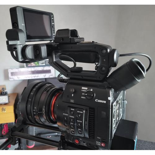 Caméscope pro canon EOS C200 C + Objectif cinéma xeon 14mm T1,3 - Noir