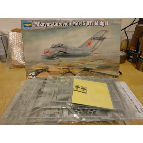 Maquette Avion Trumpeter 1/48 Mig-15 Uti Midget-Trumpeter