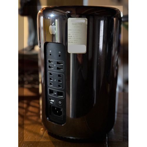 Apple MacPro 2013 Intel Core i5 - 3.5 Ghz - Ram 32 Go - SSD 1 To