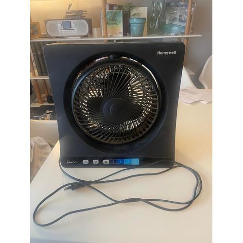 Honeywell Ventilateur de table oscillant QuietSet (facile à utiliser, 4 vitesses de refroidissement, oscillation à 40 °, refroidissement puissant silencieux, socle robuste)