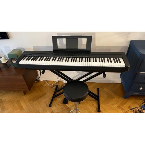 Piano Numérique Yamaha P45 Avec Trépied Et Tabouret