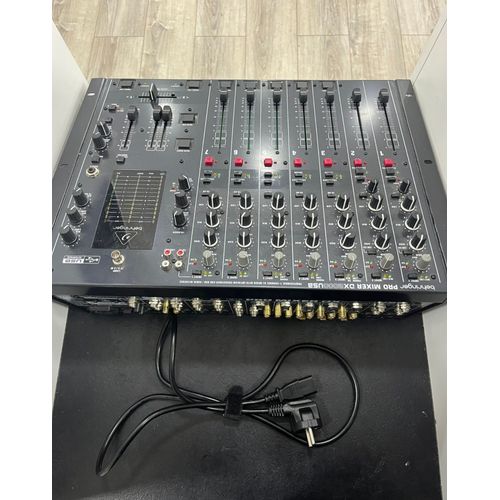 Table De Mixage Behringer Dx2000usb