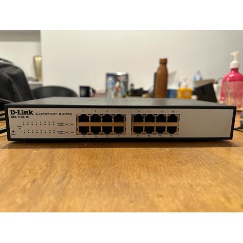 D-Link DGS-1100-16 16-port 10/100/1000 Smart Switch