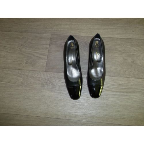 Escarpins Roseta Cuir Lisse Et Vernis Taille 38 1/² Neufs