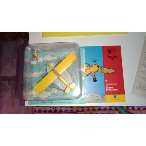 En Avion Tintin N°7