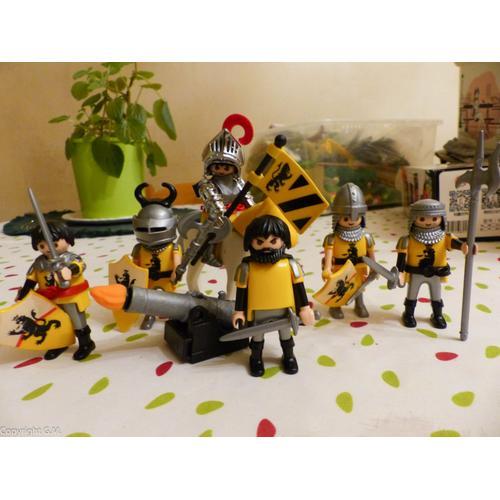 Lot Playmobil Chevaliers Du Faucon En Arme