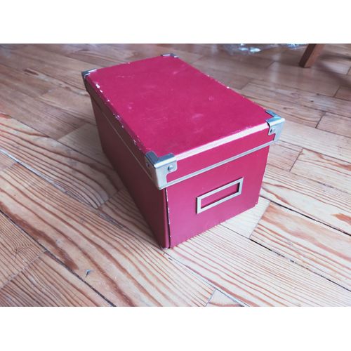 Boîte de rangement pliable Ikea en carton épais rouge, avec couvercle