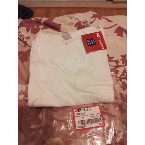 Tee Shirt Chlorofibre Taille 3 .Taille 42 . Neuf