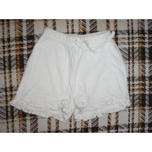 Short 6 Mois