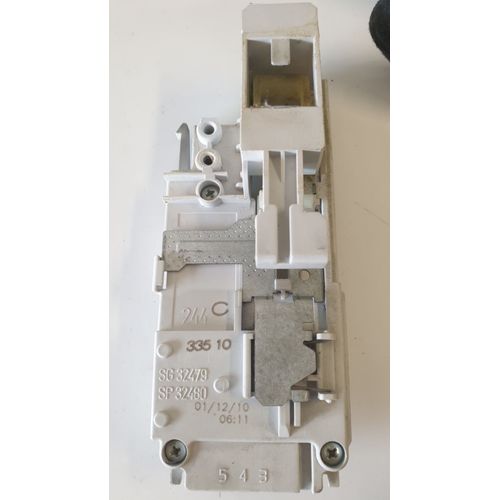 vérrouillage de Securité porte lave linge bosch WOT23352FF