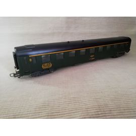 Wagon Voyageur N° 16 Ho 1/87 ( Made In France )-Jouef